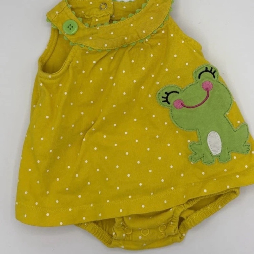 Carters Infant 3-6 Month Lot One Piece  Outfits Sleepers Girl  4 Pieces - Picture 3 of 15